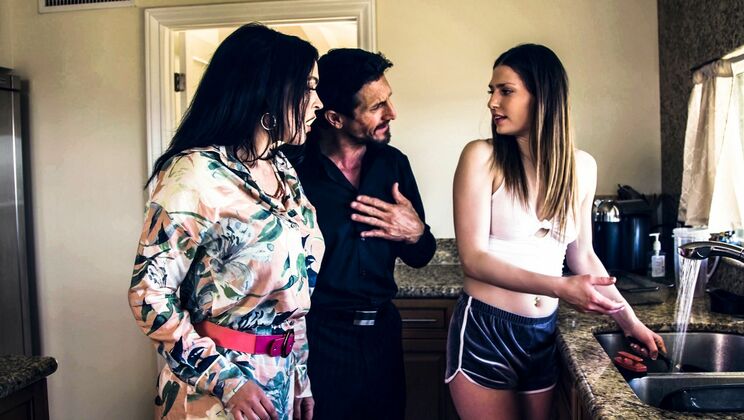 [PureTaboo] - Family Affair - Krissy Lynn - Tommy Gunn - Kamryn Jade