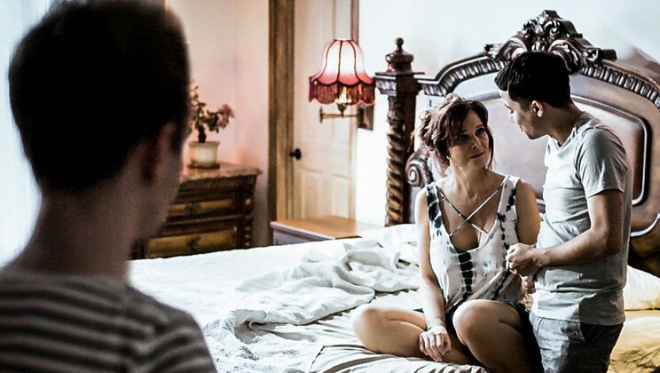 [PureTaboo] - Mom's Dirty Little Habits Exposed - Ricky Spanish - Syren De Mer - Alex Jett