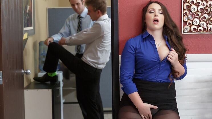 [Brazzers] - Whore in High Heels