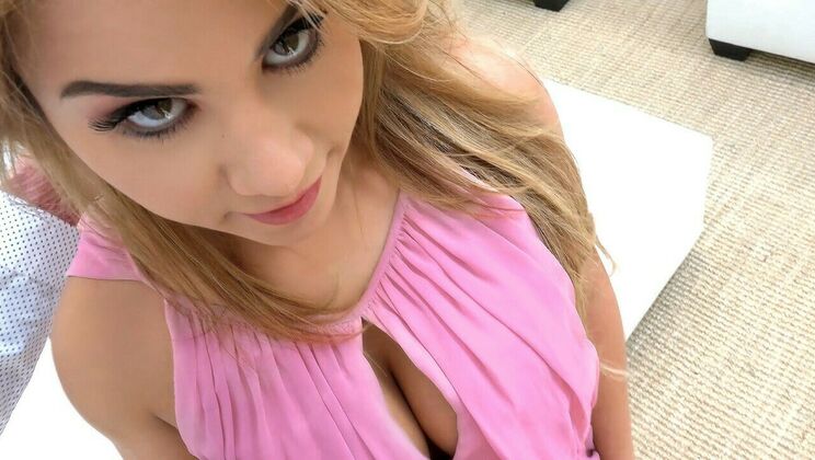Sofia Valletta Latina Amateur POV Sex