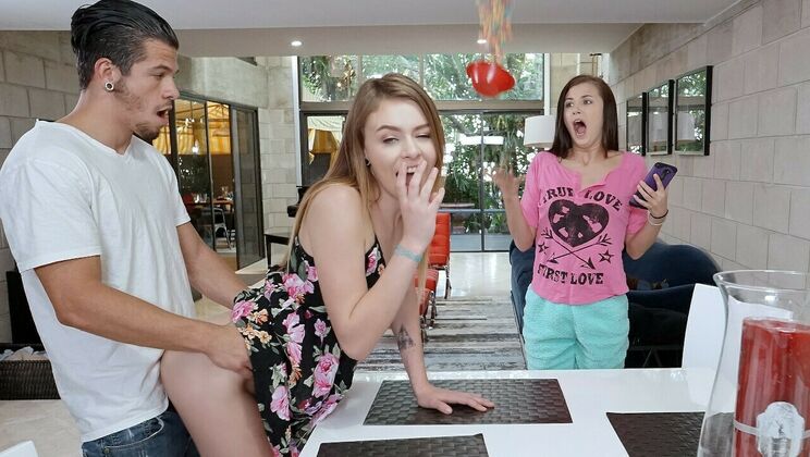 [ShareMyBF] - Amateur Trio Share a Bed and Desire - Carolina Sweets - Alex Blake - Bambino