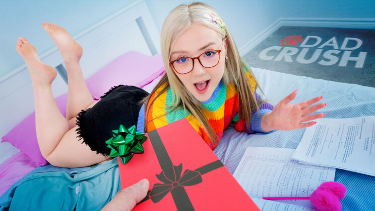 [DadCrush] - Blonde Eva Nyx in Thong Gives Jay Rock a Mind-Blowing Orgasm - Jay Rock - Eva Nyx