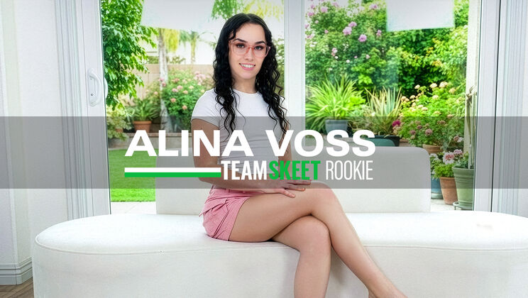 Skinny Alina Voss Interview Sex: Blowjob and Deepthroat